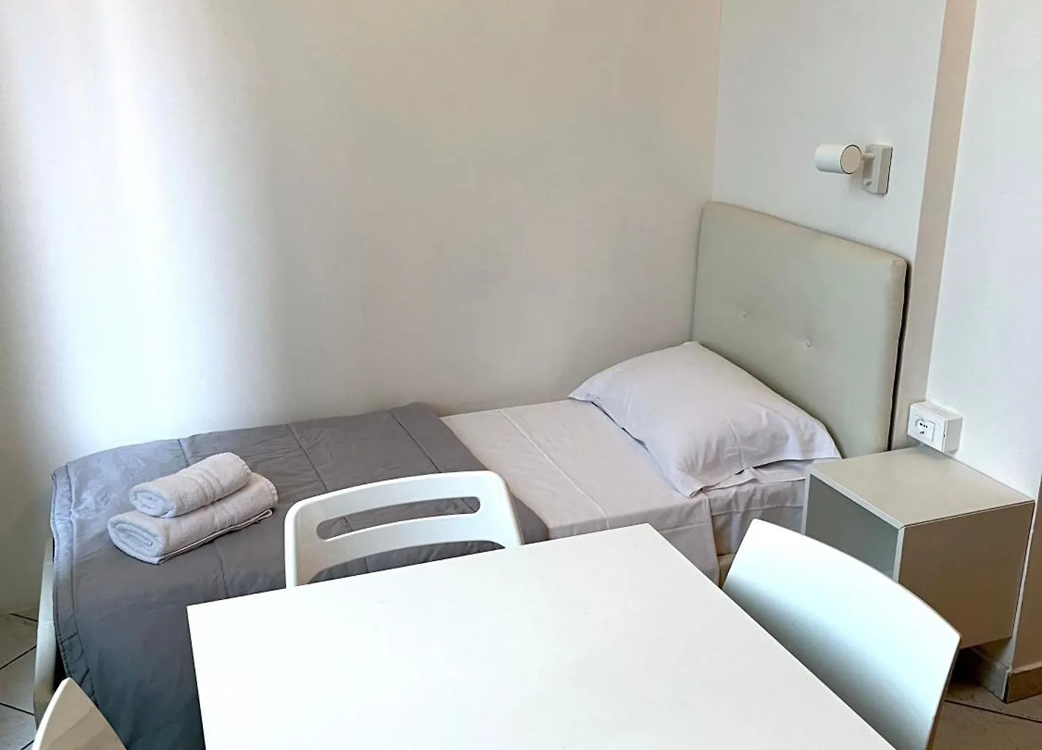 La Suite Rooms & Apartments 볼로냐 B&B