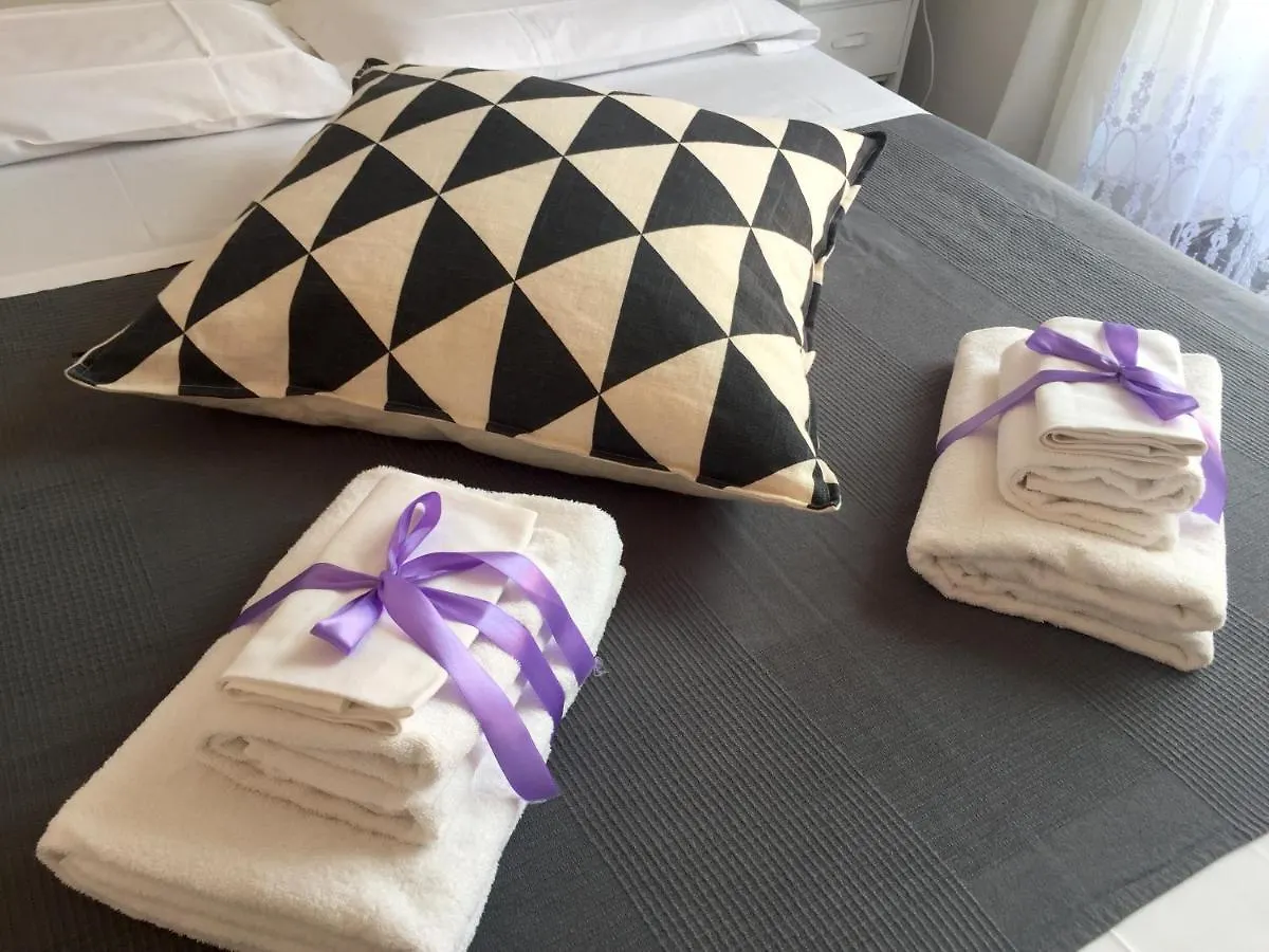 La Suite Rooms & Apartments 볼로냐 B&B